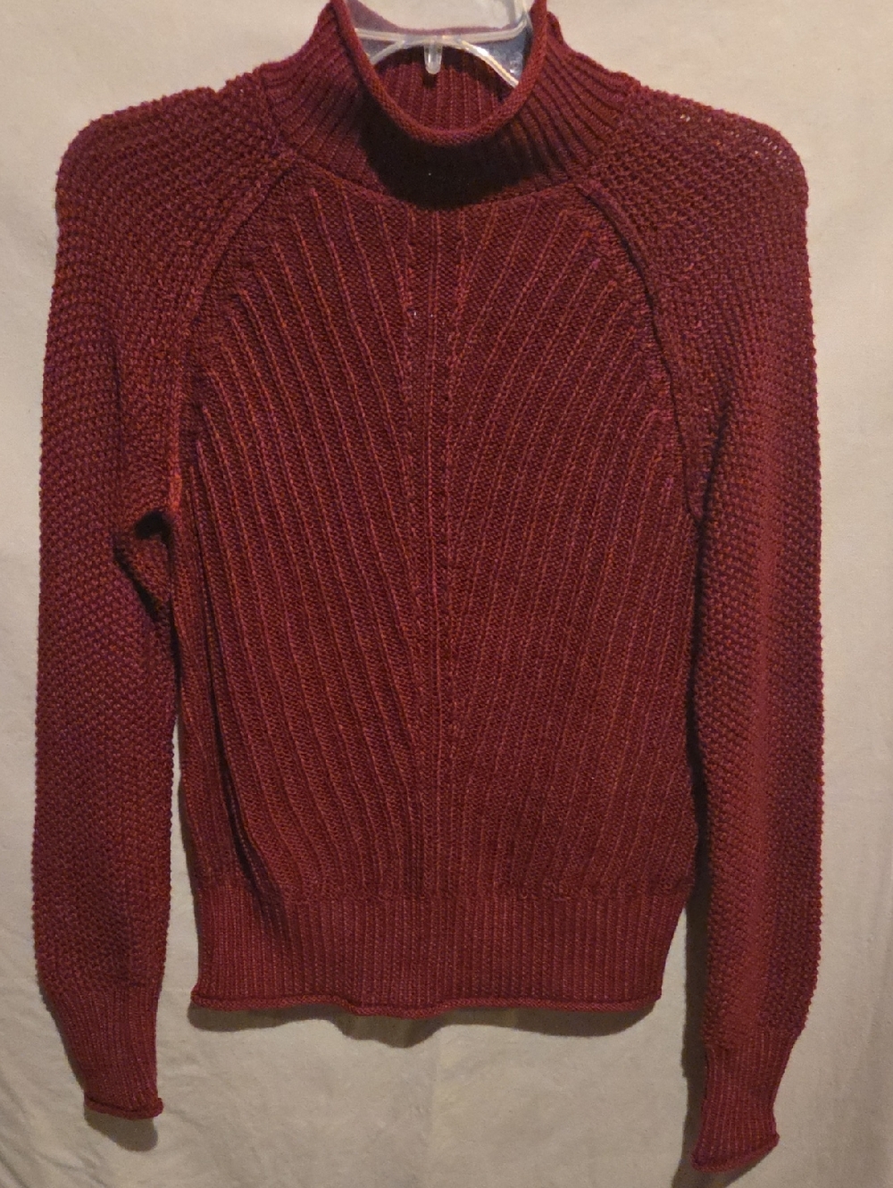 Jessica Simpson Women's Ribbed Turtleneck Sweater in Burgundy